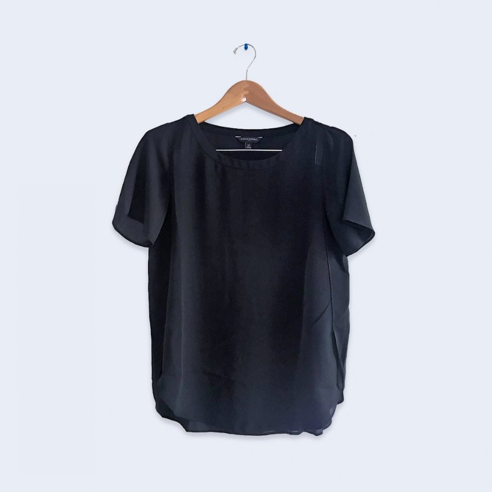 BANANA REPUBLIC Short Sleeve Blouse